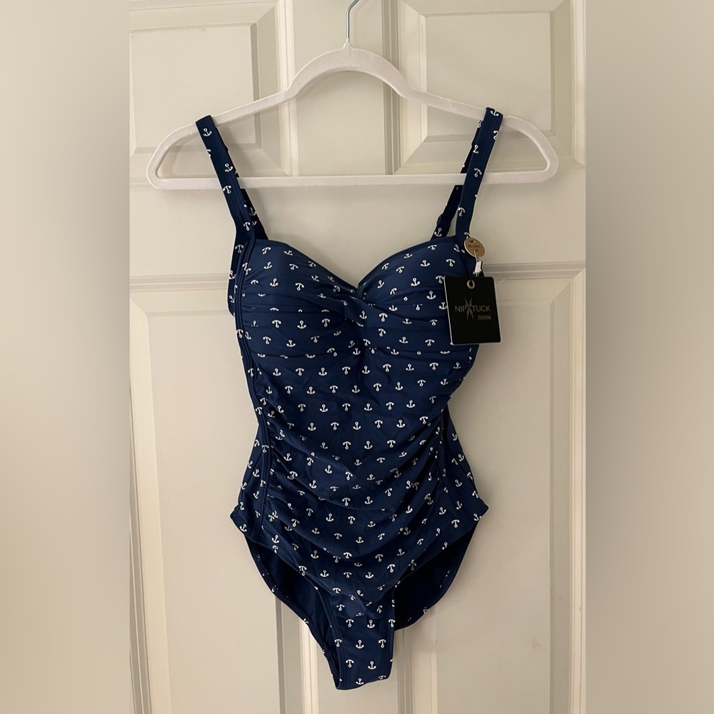 NWT Nip Tuck Nautical Port Navy One Piece Swimsuit, size 4 Vacation Summer Beach